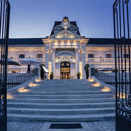 Best Western Premier Hotel De La Cite Royale ロシュ エクステリア 写真