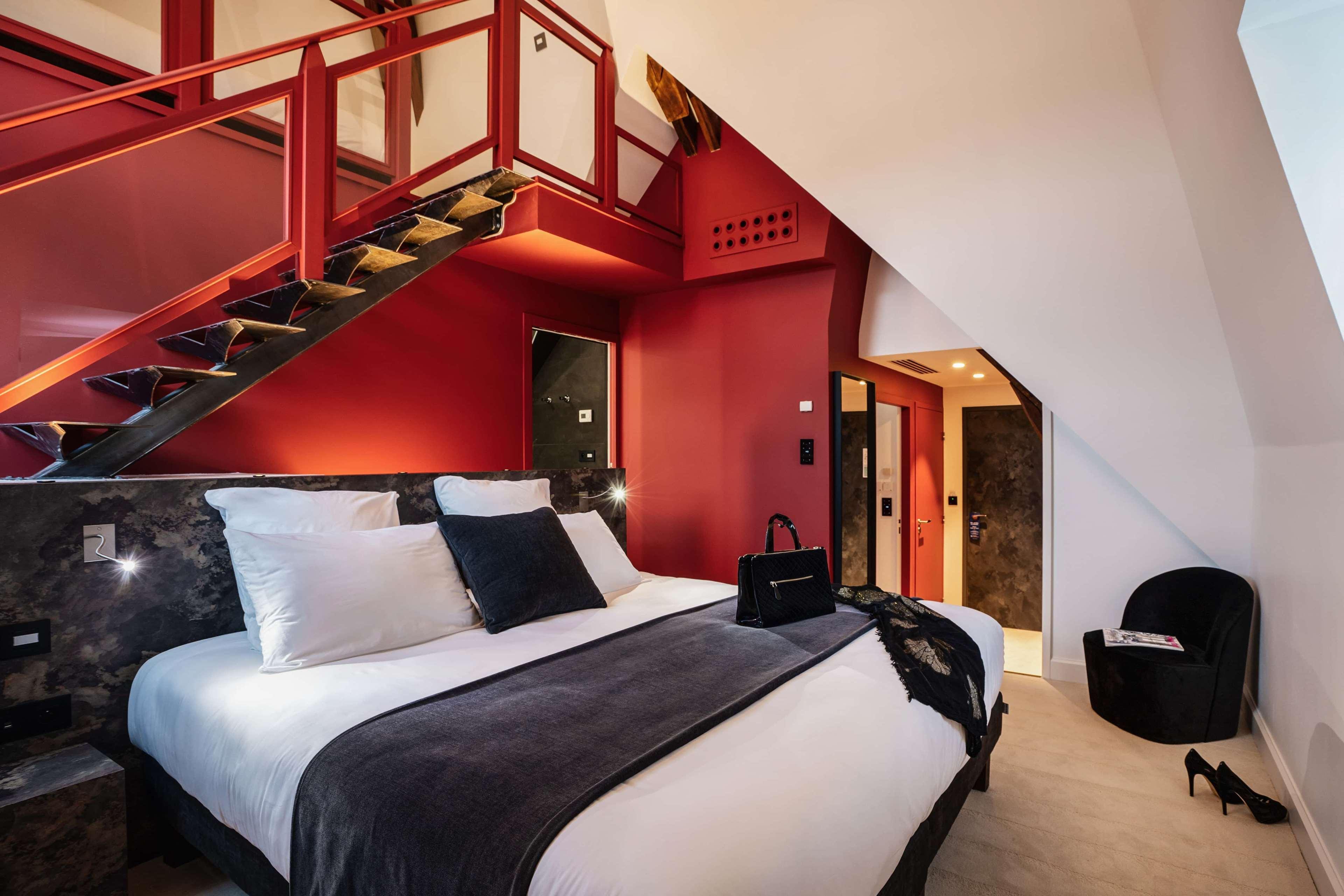Best Western Premier Hotel De La Cite Royale ロシュ エクステリア 写真